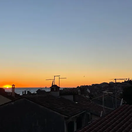 Old Town Luxury Apartmán *